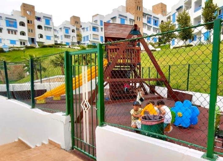 Appartement Lilia, Mdiq - Tout Confort M'Diq Bagian luar foto